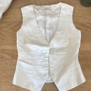 The Seengles white vest size XXS